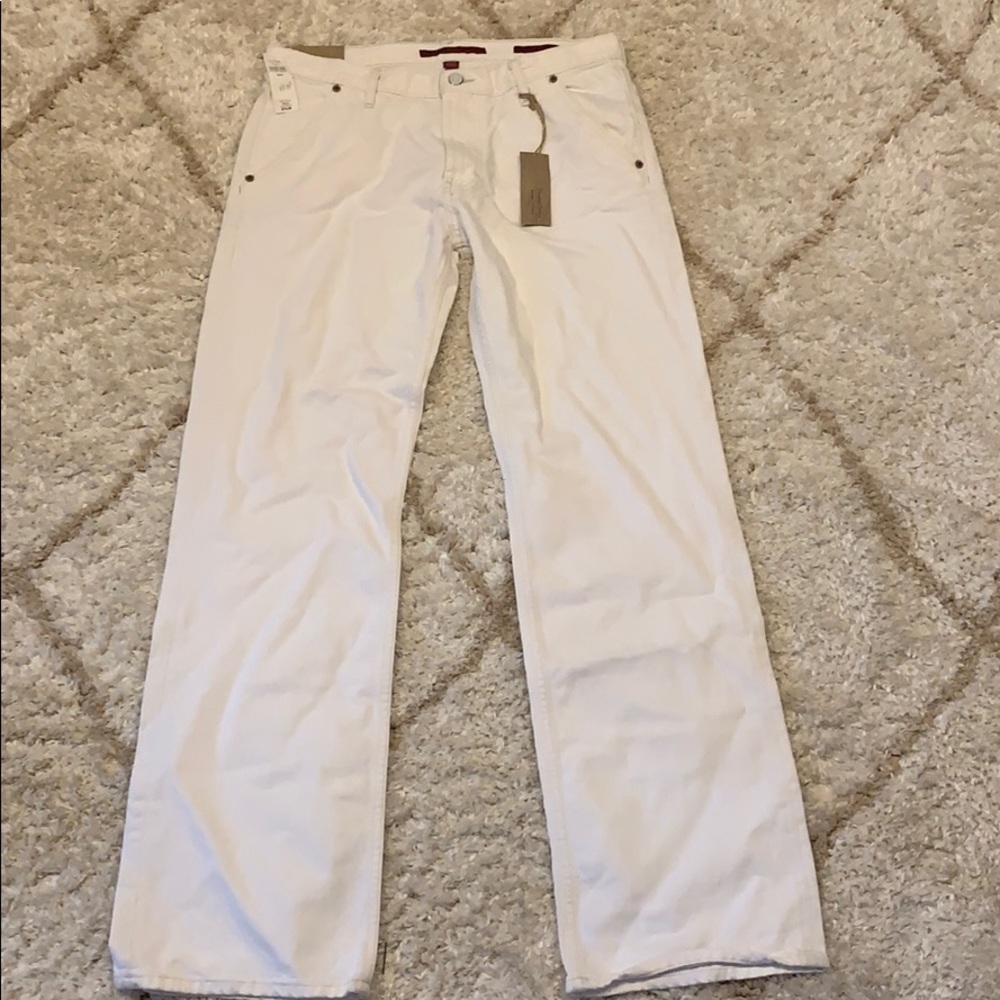 Men’s Banana Republic white, boot cut jeans